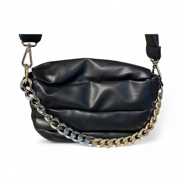 Steve Madden cushioned shoulder bag - Picture 3 of 15